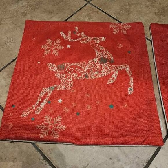 Christmas Throw Pillow Covers Set of 2 Reindeer 17" x 17" - Picture 2 of 4